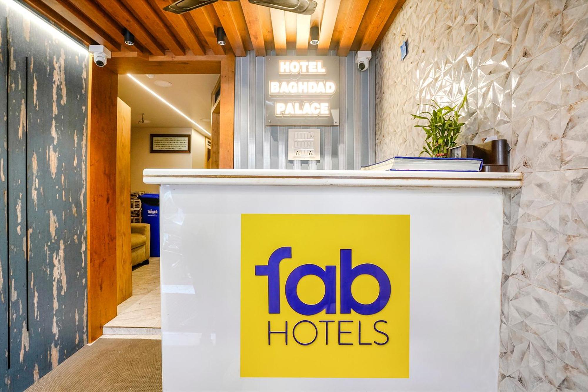 Hotel Fabexpress Baghdad Palace Bombay Exterior foto